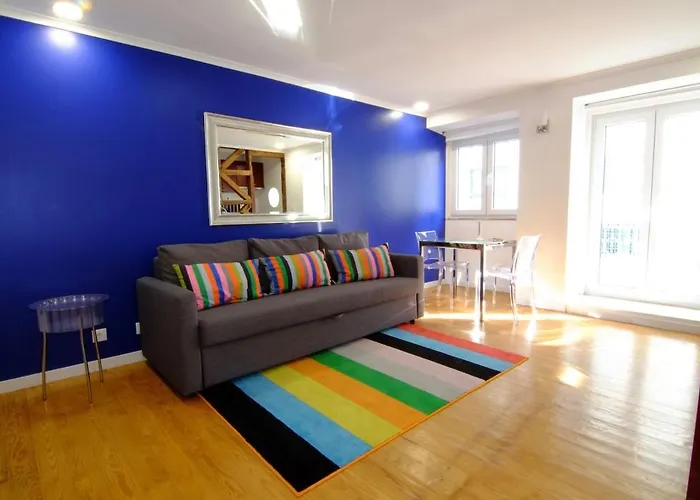 1st Tram 28 شقة *