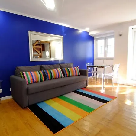 1st Tram 28 شقة *